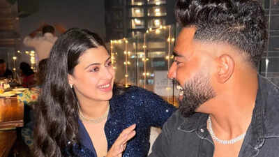 Mohammed Siraj, Asha Bhosle’s granddaughter Zanai Bhosle celebrate Rakhi together; video goes viral | Cricket News