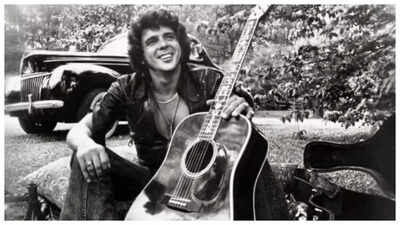 Bobby Whitlock Death News: Bobby Whitlock, Dominos co-founder and music legend, passes away at 77 |