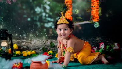 Krishna Janmashtami Wishes & Images: Happy Krishna Janmashtami 2025: Best messages, quotes, wishes and images to share on Krishna Janmashtami |