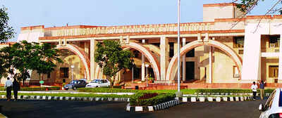 Non-engineers storm India’s top B-schools | India News