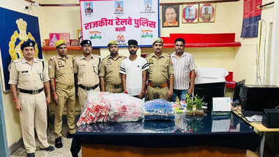 ‘Yeh dekhiye khazana’: AC coach ‘cooling’ issue turns into liquor haul on Bihar bound train; 316 bottles seized from duct | Lucknow News