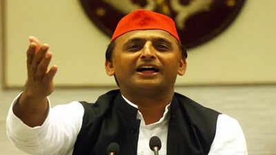 Independence Day speech: Akhilesh Yadav takes aim at RSS, BJP over PM Modi’s praise and ‘Swadeshi’ call; says, ‘Sanghi-saathi’ should thank British on completing 100 years | India News