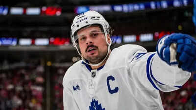 Maple Leafs fans on edge as Auston Matthews’ health questions emerge before opener without Mitch Marner | NHL News