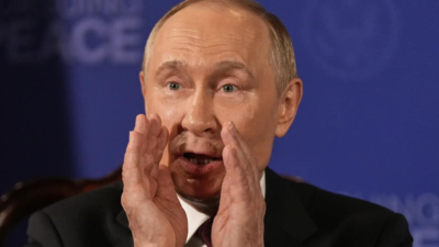 Vladimir Putin demanded this for Ukraine peace; Zelenskyy rejected it – Report reveals new details on Alaska summit with Donald Trump