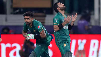 Asia Cup: ‘Stop calling them key players’ – Mohammad Hafeez slams Babar Azam and Mohammad Rizwan after Pakistan squad snub | Cricket News