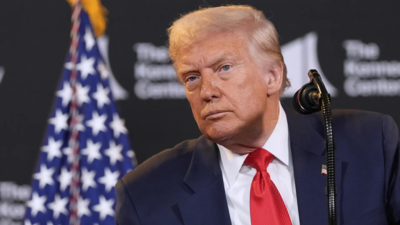 ‘These people are sick!’: Donald Trump hits back at ‘fake news’ over Alaska Summit criticism; slams senator Chris Murphy