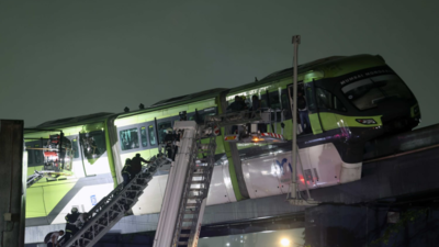 Overcrowding, power glitch: Why Mumbai monorail got stuck? Over 400 rescued | India News