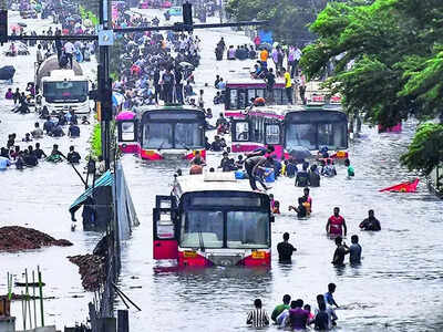 409mm in just 1.5 days: Mumbai crippled, 1 dead, 400 evacuated | India News