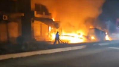 LPG tanker collides with pickup truck in Punjab; 1 dead, atleast 20 severely burnt; rescue operations underway | Amritsar News