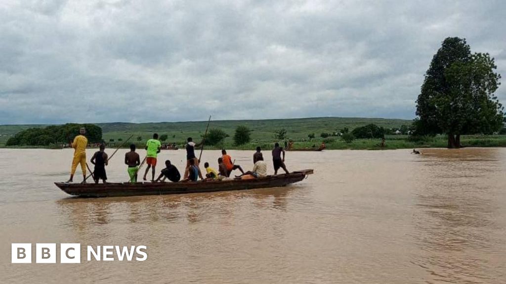 Dozens die in after boat sinks in Nigeria’s Niger state