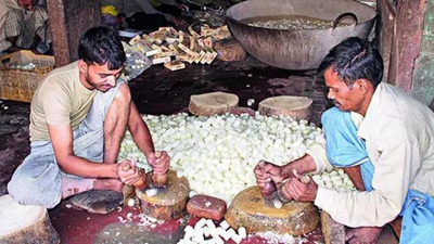 5k livelihoods at risk: Why Agra’s Rs 500 crore petha industry is facing existential crisis | Agra News