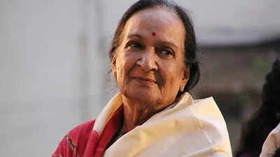 Veteran singer Balasaraswathi Devi passes away at 97, Tributes pour in | Telugu Movie News