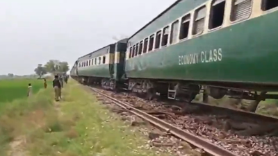 Pakistan: Massive explosion on Jaffar Express derails multiple coaches; several injured