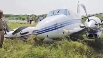 Private jet crashes in UP’s Farrukhabad; aircraft lost control during take off | Meerut News