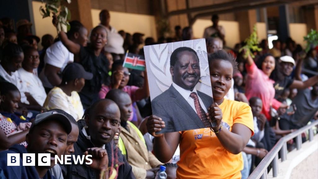 Police fire tear gas at crowds mourning former Kenyan prime minister Raila Odinga