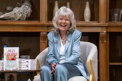 Jilly Cooper, Brit romance novelist, passes away at 88