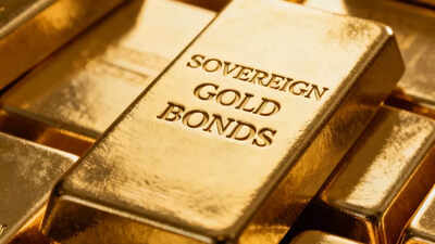 Sovereign Gold Bonds craze: With gold prices hitting new highs, SGBs trade at huge premium in secondary market; should investors opt for them?