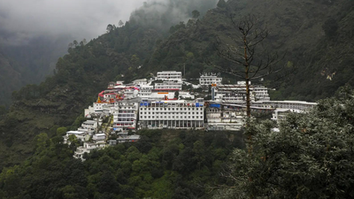 Jammu and Kashmir: Vaishno Devi closed for three days from today after rain forecast | India News
