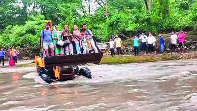 Bengal floods: Toll hits 36, five of the victims are from Nepal | India News