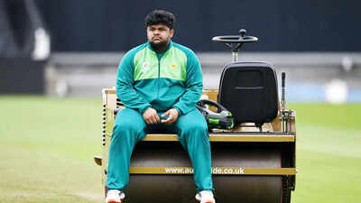 Emotional breakdown! ‘Crowd gaaliyan de raha tha’: Pakistan’s Azam Khan heartbreaking tale of abuses and tears – WATCH | Cricket News