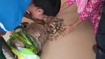 ‘No loan, no EMI’: Coins pour out of piggy bank, enough for Bengal chaiwallah to buy Rs 1 lakh scooter | Kolkata News