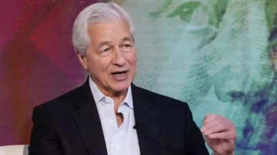 JP Morgan CEO Jamie Dimon responds to employees ‘work from home petition’ that slams mandate of America’s largest bank to end hybrid work; says: Younger people are …