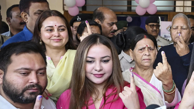 Bihar polls: 57.9% turnout in Patna district as young & old come out to vote | India News