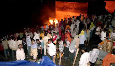 Mokama murder: EC orders replacement of two officials; seeks action compliance report | India News