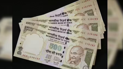 Many still sitting on old note stashes, hoping for exchange | India News