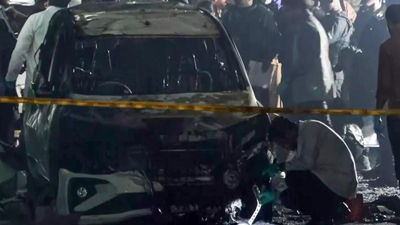 Delhi blast: Tracking the Hyundai i20 that exploded near Red Fort – drove through Capital for hours, crossed Badarpur border at 8am | India News