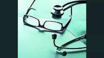 Delhi doctor arrested for Maharashtra kidney racket; Trichy medic on the run | India News