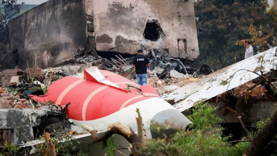 AI 171 crash: US lawyer Mike Andrews seeks probe into possible tech glitch; meets cictims’ families | Ahmedabad News