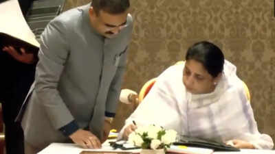 ‘Ajit Dada amar rahe’: Sunetra Pawar takes oath as Maharashtra deputy CM 3 days after husband’s death | India News