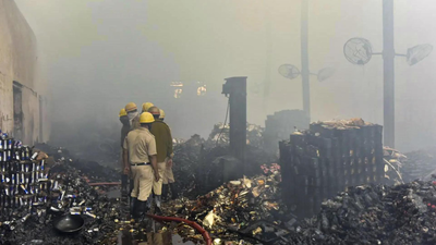 Fire at Kolkata warehouse: 7 dead, 21 missing | India News