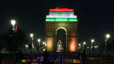 Coldest Republic Day in 5 years, rain likely today | India News