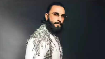 FIR against actor Ranveer Singh for mimicking Rishab Shetty’s Daiva act from film Kantara | Bengaluru News