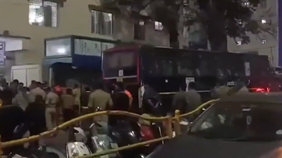 Stone-pelting Incident During Temple Procession in Bengaluru Injures Children | Bengaluru News