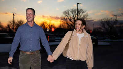 John Harbaugh’s wife Ingrid turns heads during Giants’ headline-making entrance | NFL News