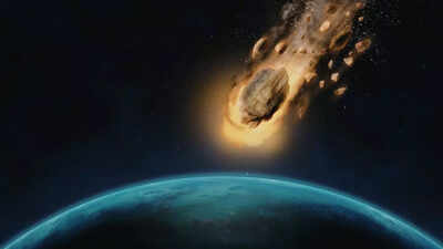 Scientists warn: A giant asteroid could hit the Moon in 2032 and send fireballs toward Earth, risking satellite damage |