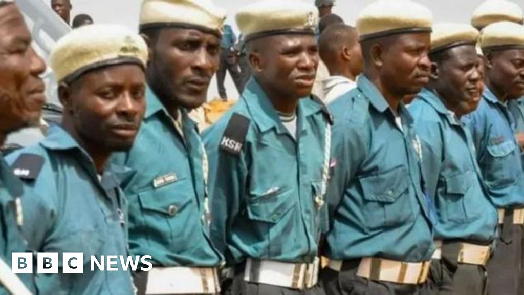 Islamic police in Nigeria arrest nine Muslims for not fasting during Ramadan