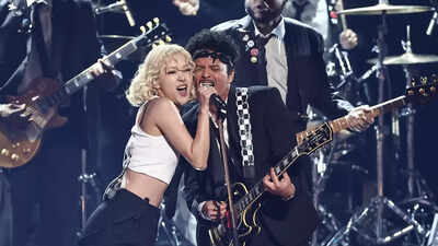 Rosé creates history at Grammys 2026: First K-Pop soloist to open the show; Performs ‘APT’ with Bruno Mars | English Movie News