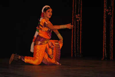 Sudha Chandran: “I lost my leg, but I never lost my will to dance.” How Sudha Chandran returned to the stage after losing a leg