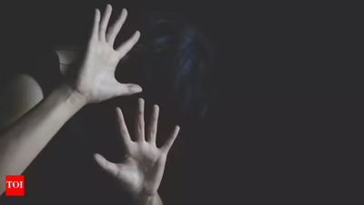 2nd case in 5 weeks: School bus driver arrested for molesting 12-year-old girl in Maharashtra’s Badlapur | Mumbai News