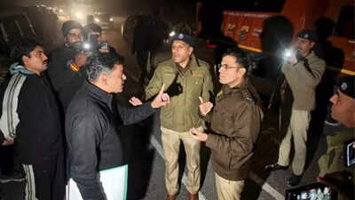AI protest fallout: 20 Delhi cops detained, freed, halted again in Himachal Pradesh after arrests of Youth Congress members | Chandigarh News