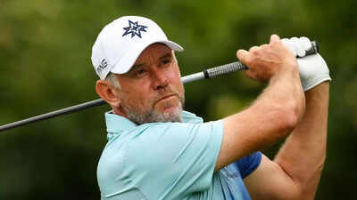 LIV Golf suffers a setback as veteran Lee Westwood withdraws from the first two tournaments due to a wrist injury | International Sports News