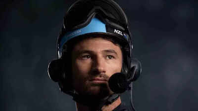 Louis Sinclair rushed to hospital after New Zealand Black Foils crash with France in SailGP Auckland during Winter Olympics season | International Sports News