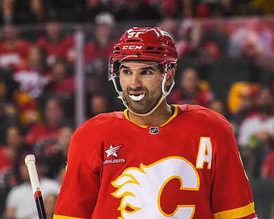 Calgary Flames trade talks stall as Nazem Kadri’s salary dispute blocks interested NHL teams | NHL News