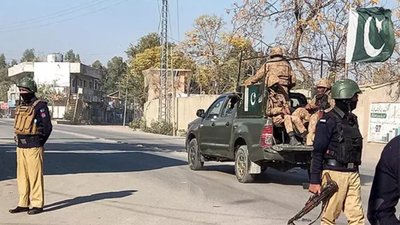 Pakistan: Suicide bomber rams explosive-laden vehicle into security post in Khyber Pakhtunkhwa; 12 killed