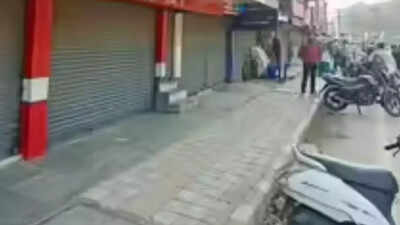After Kashmiri shawl sellers’ assault, right-wing group forces Dehradun Muslim trader to change shop name | Dehradun News
