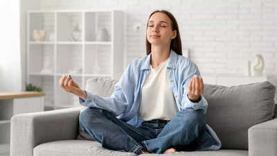 6 mental health habits that help you stay calm during global uncertainty |